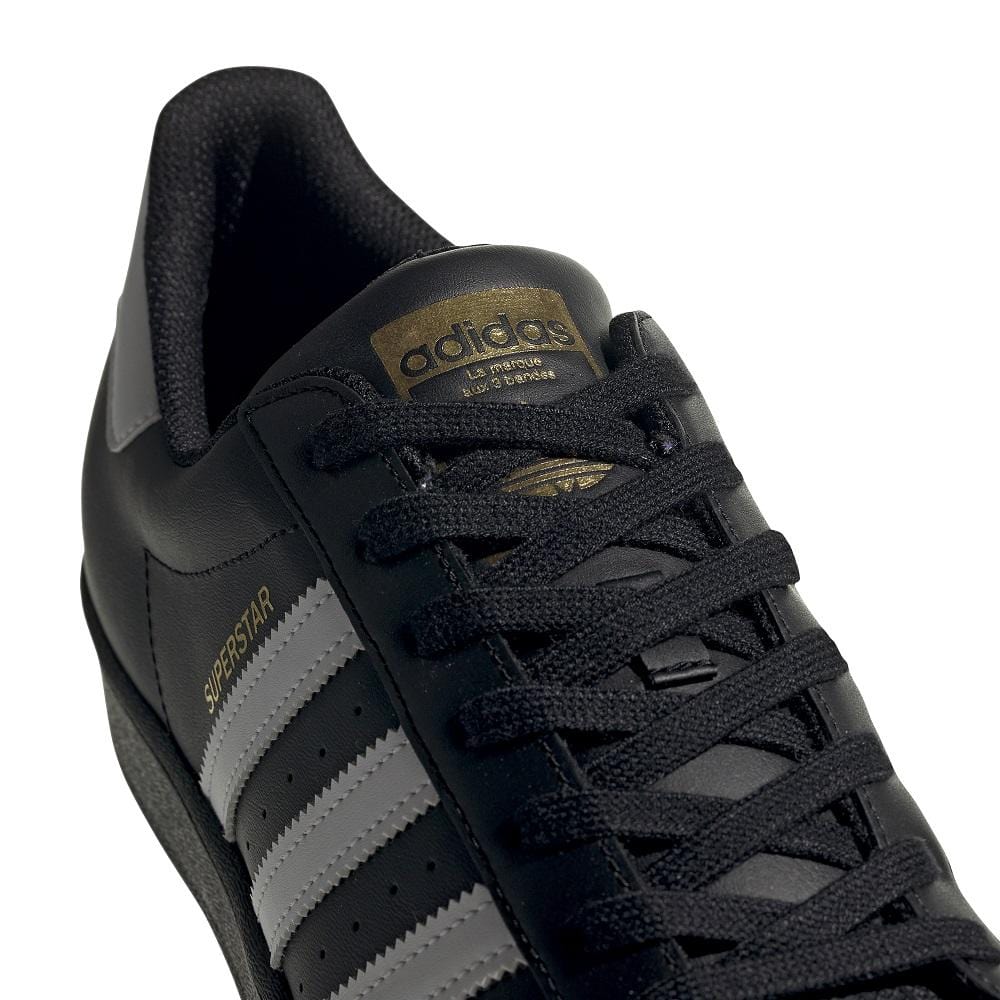 adidas Superstar - Black / White