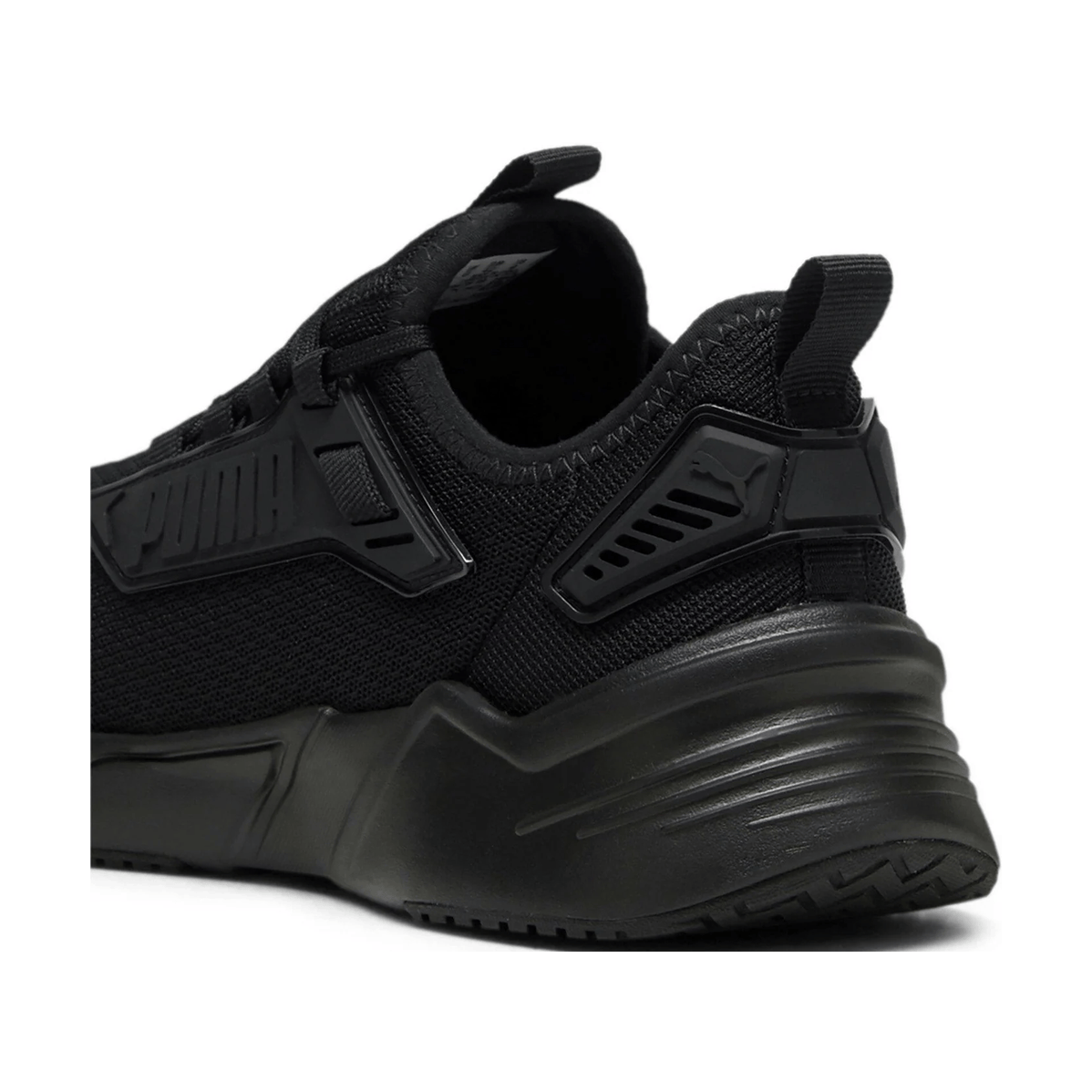 PUMA Retaliate 3 - Black / Black